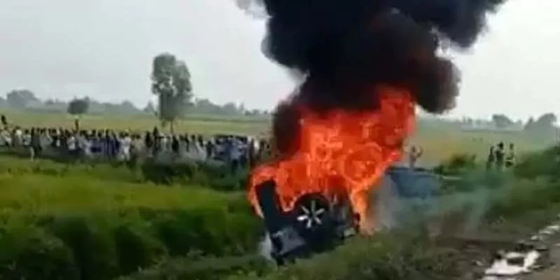 लखीमपुर नरसंहार मामले में मंत्री पुत्र पुलिस की पकड़ से बाहर, मात्र दो आरोपी गिरफ्तार !