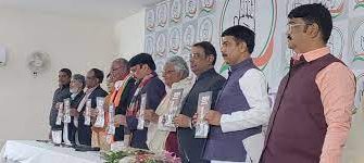 भीषण बेरोजगारी का दर्द, डबल इंजन सरकार ने यूपी के नौजवानों को दिया: दिग्विजय सिंह